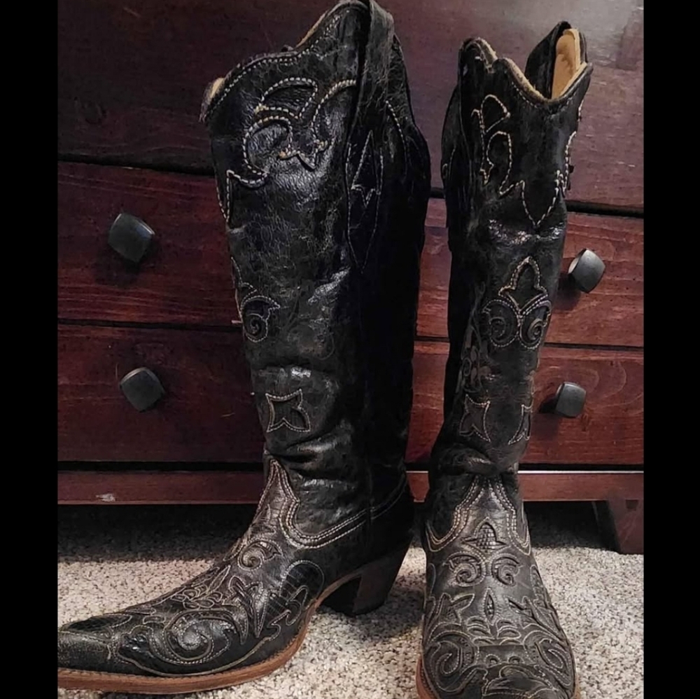 Black CORRAL Cowboy Boots